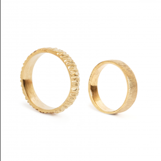 Zlaté snubní prsteny Ferrero od Dick Wolf 56, 55
