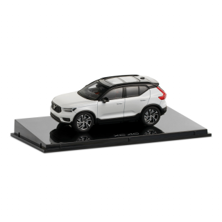 Model vozu Volvo XC40, 1:43 Barva: Bílá