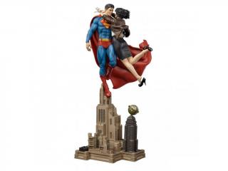 DC Comics - dioráma - Superman & Lois