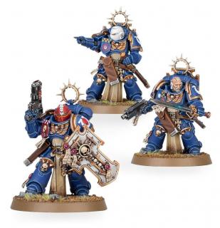 Warhammer 40,000 - mini figurky - Space Marines: Bladeguard Veterans