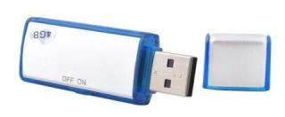 Špionážní diktafon v USB 4GB flash disku s hlasovou aktivací + dárek MAXY 1ks 8977