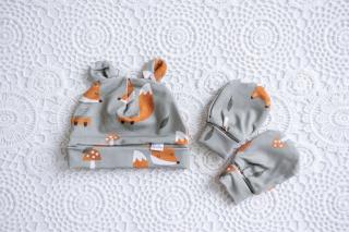 Novorozenecký set čepička & rukavičky Lišky 0-3měs