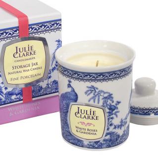 Svíčka Blue Peacock 150g Julie Clarke vůně: Bíla růže a Gardenia