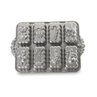 Nordic Ware Forma na chlebíčky 8 ks VÁNOCE