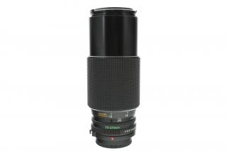 Bazarový objektiv Canon FD 70-210mm f/4 – manuální telezoom s makro funkcí