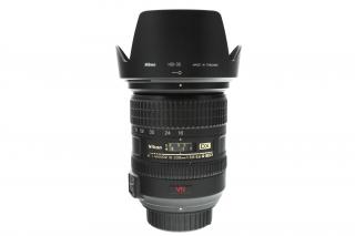 Nikon AF-S DX NIKKOR 18-200mm f/3.5-5.6G ED VR – bazarový objektiv pro Nikon F