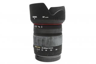 Sigma 28-200mm f/3.5-5.6 DG Macro pro Canon EF – bazarový univerzální zoom