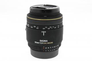 Sigma 50mm f/2.8 Full-frame pro Nikon