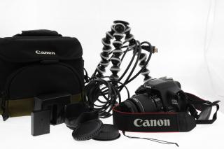 Zrcadlovka Canon 1100D + 18-55mm + příslušenství