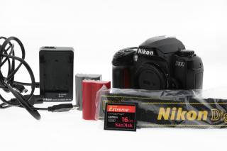 Zrcadlovka Nikon D100 + příslušenství
