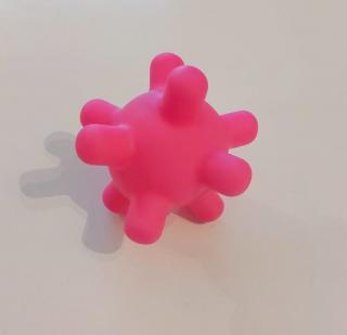 Latexový míč pro psy Barva: růžový ježek