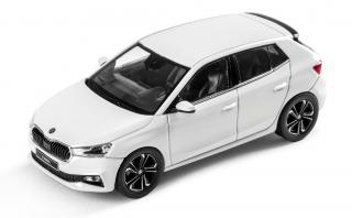 Abrex Moderní Plastové Autíčko Škoda Fabia III - Zelená 1:72