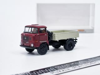 Brekina IFA W 50 towing vehicle (1965) Minol Brekina 1:87