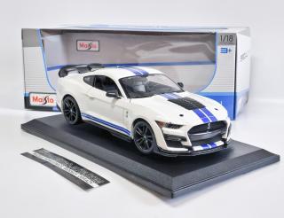 Ford Mustang Shelby GT500 - bílá/modrá MAISTO 1:18