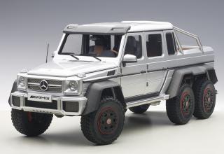 Mercedes-Benz G63 AMG 6×6 stříbrná AUTOart 1:18 (Zvýhodněná cena!)