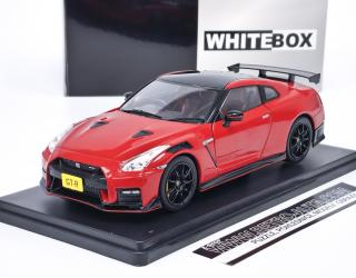 Nissan GT-R Nismo (2021) červená WHITEBOX 1:24