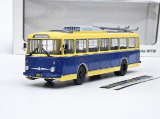 Premium ClassiXXs Škoda 14TR Trolejbus 1:43