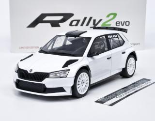Škoda Fabia Rally2 evo Plain Body Fox18 1:18