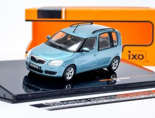 Škoda Roomster (2007) Světle Modrá Metalíza IXO 1:43