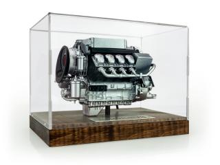 TATRA Motor V8 KADEN 1:10_