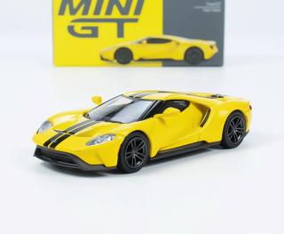 WhiteBox Lada 1500 Zelená 1:24