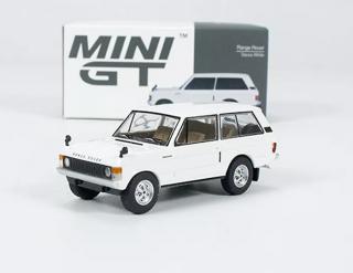 WhiteBox Lada 1500 Zelená 1:24