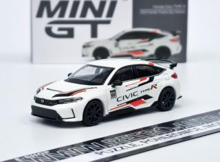 WhiteBox Lada 1500 Zelená 1:24