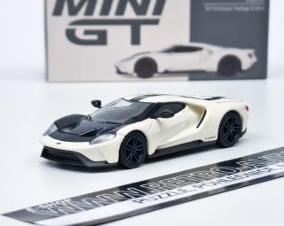 WhiteBox Lada 1500 Zelená 1:24