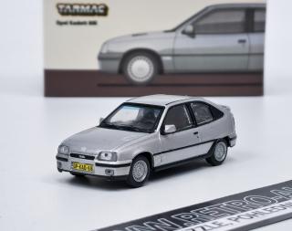 WhiteBox Lada 1500 Zelená 1:24