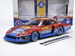 WhiteBox Lada 1500 Zelená 1:24