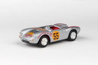 WhiteBox Lada 1500 Zelená 1:24