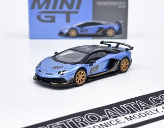 WhiteBox Lada 1500 Zelená 1:24