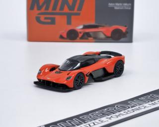 WhiteBox Lada 1500 Zelená 1:24