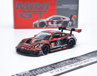 WhiteBox Lada 1500 Zelená 1:24