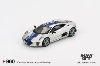 WhiteBox Lada 1500 Zelená 1:24
