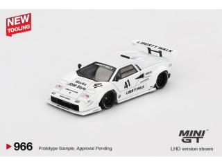 WhiteBox Lada 1500 Zelená 1:24