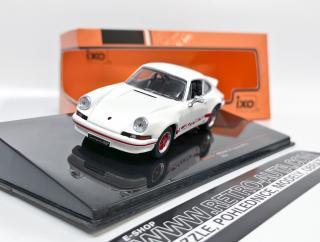 WhiteBox Lada 1500 Zelená 1:24