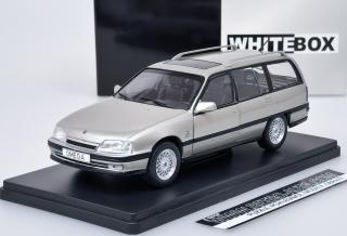 WhiteBox Lada 1500 Zelená 1:24