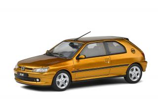 WhiteBox Lada 1500 Zelená 1:24