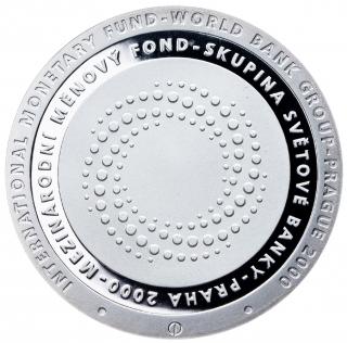 200 Koruna 2000, MMF