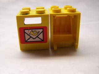 Lego box 2 × 2 × 2 plné nopy s potiskem poštovní schránky