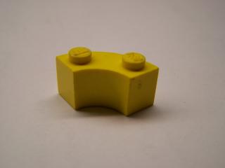 Lego Brick, kulaté rohy 2 × 2 žlutá