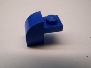 Lego Brick upravené 1 × 2 × 1 1/3 s  zakřivením nahoru modrá