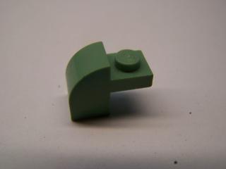 Lego Brick upravené 1 × 2 × 1 1/3 s  zakřivením nahoru písečná zelená