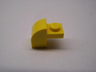 Lego Brick upravené 1 × 2 × 1 1/3 s  zakřivením nahoru žlutá
