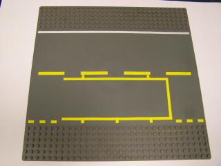 Lego Deska baseplate silnice 32 × 32 s bílo žlutým vzorem pit stopu