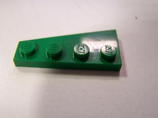 Lego Klín, placaté 4 × 2 zelená, pravý