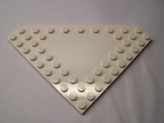 Lego Klín placatý 10 × 10 zkosený roh bez nopů v prostřed bílá