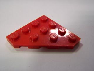 Lego Klín placatý 4 × 4 zkosený roh červená