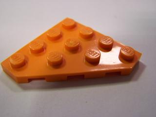 Lego Klín placatý 4 × 4 zkosený roh oranžová